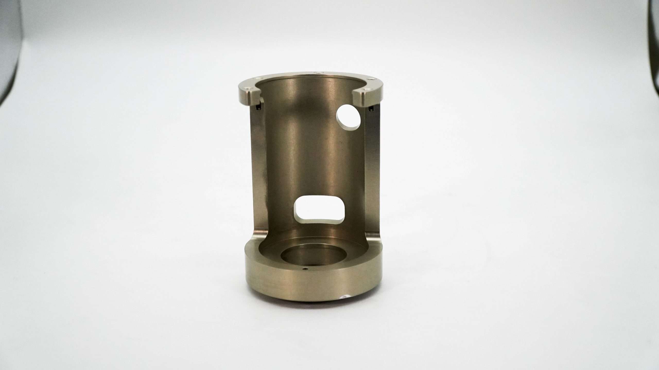 Machined cylindrical sleeve